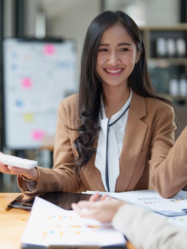 Head Business Consultant